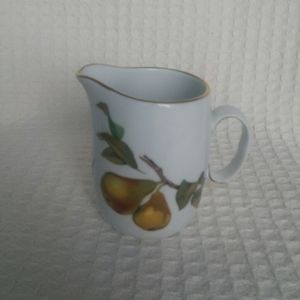 Royal Worcester England Evesham Creamer